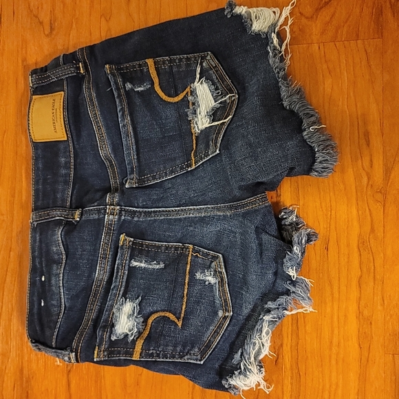 Mid Rise Shorts - Picture 2 of 4